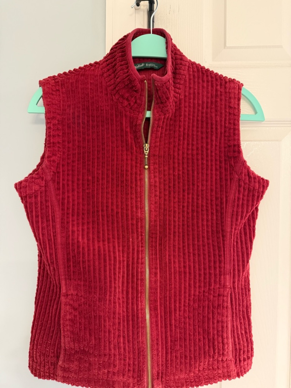 Woolrich Red Corduroy Zip-Up Sleeveless Vest